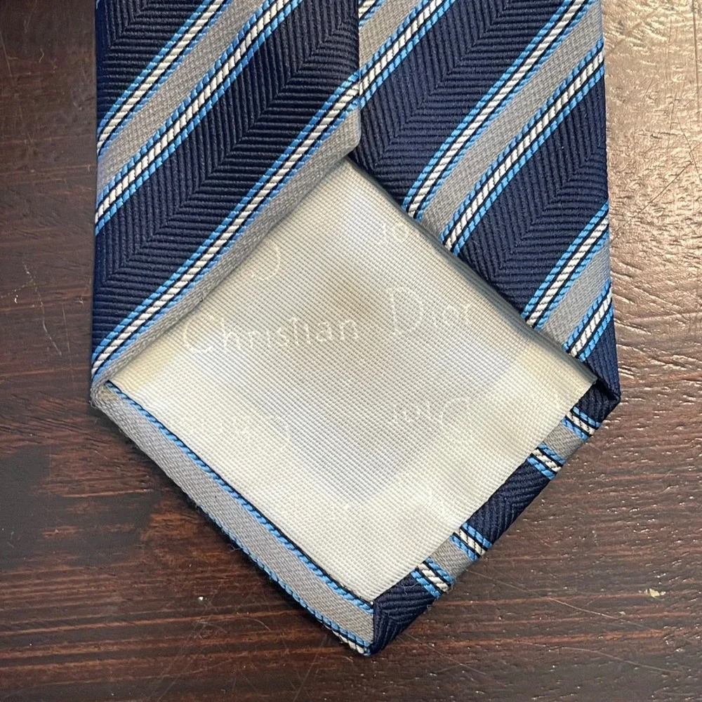 Christian Dior Mens Navy Blue Grey Striped Silk Blend Herringbone Necktie Logo